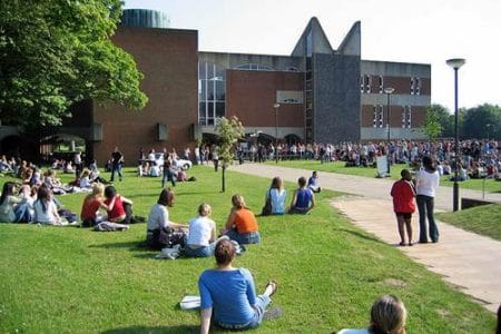 Aprendiendo inglés en Inglaterra Aprendiendo inglés en Inglaterra