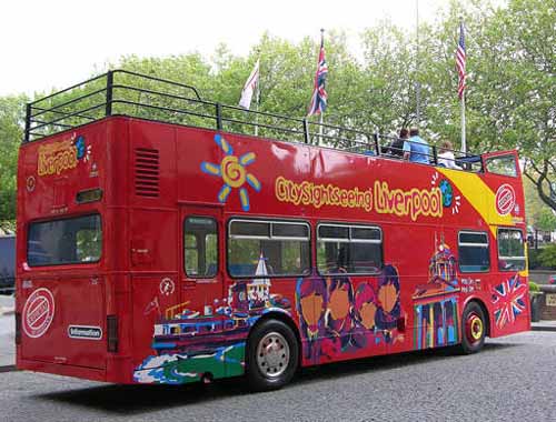 El autobus turistíco de Liverpool