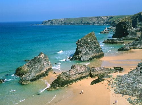 La playa de Bedruthan Steps en Cornualles La playa de Bedruthan Steps en Cornualles